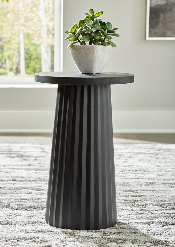 A4000603 ACCENT TABLE