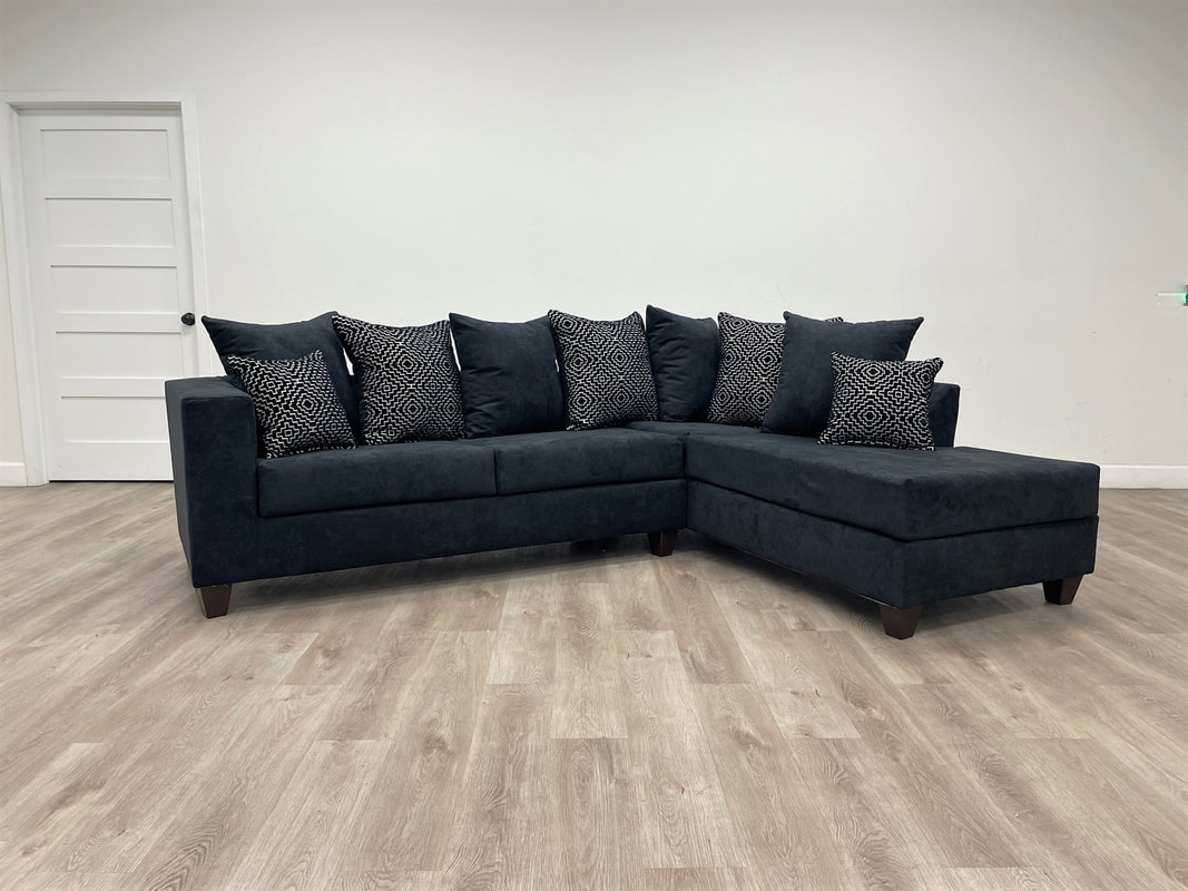 110- Sectional - Hollywood Black