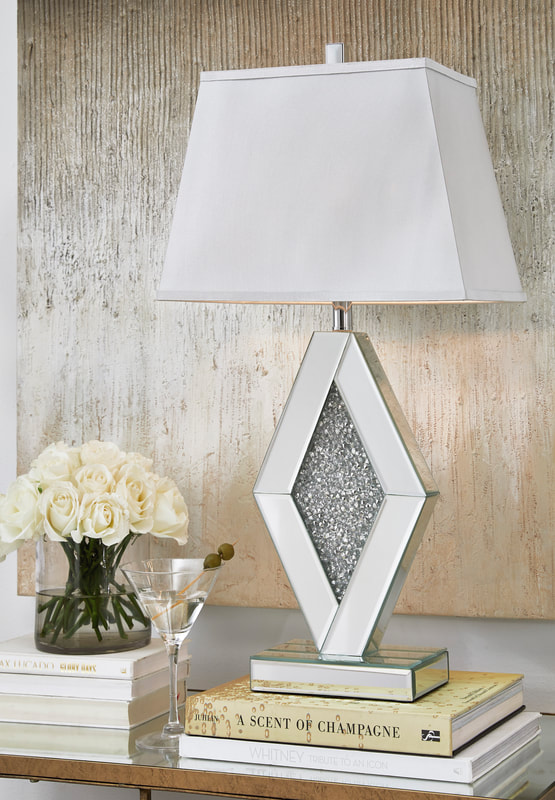 L429034 - Table Lamp