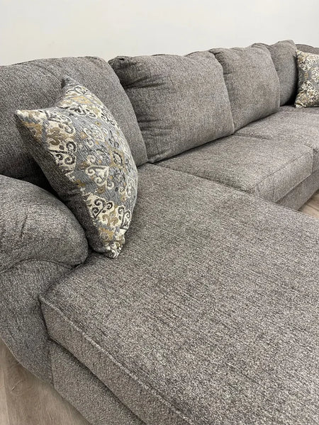 BRENTWOOD SECTIONAL AVAILABLE IN GRAY, LINEN AND BLACK