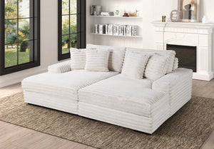 5600 - BEIGE CHAISE LOUNGE